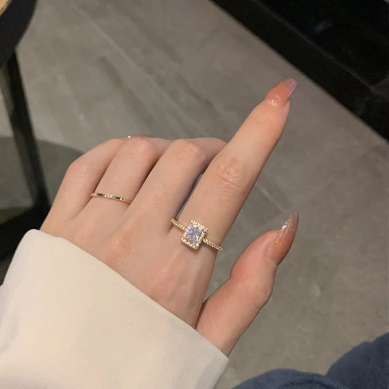Classic Moissanite Chic Ring