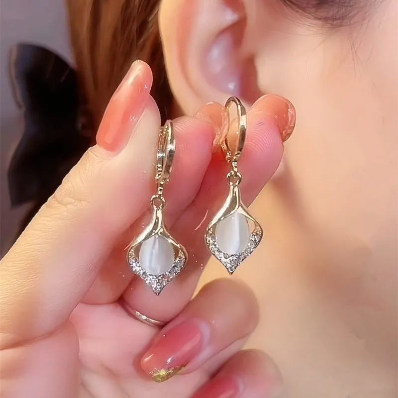Elegant Zircon Earrings