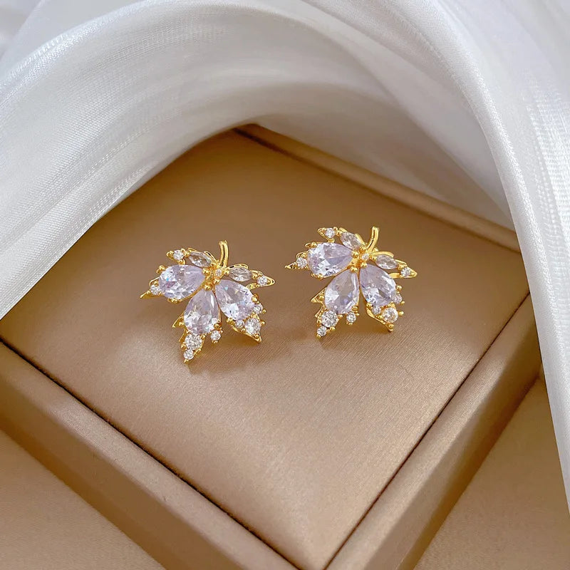 Luxury Chain Earring Maple Leaf