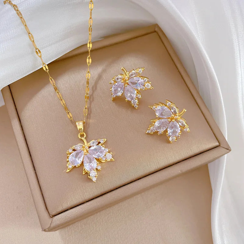 Luxury Chain Earring Maple Leaf