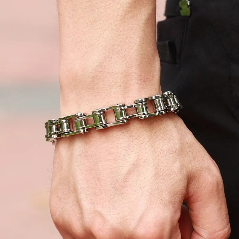 Stainless Steel Biker Chain Bracelet: Embrace Rugged Elegance