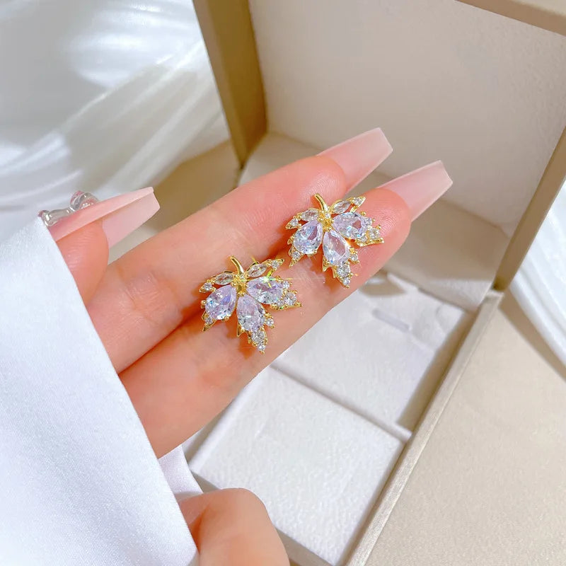 Luxury Chain Earring Maple Leaf
